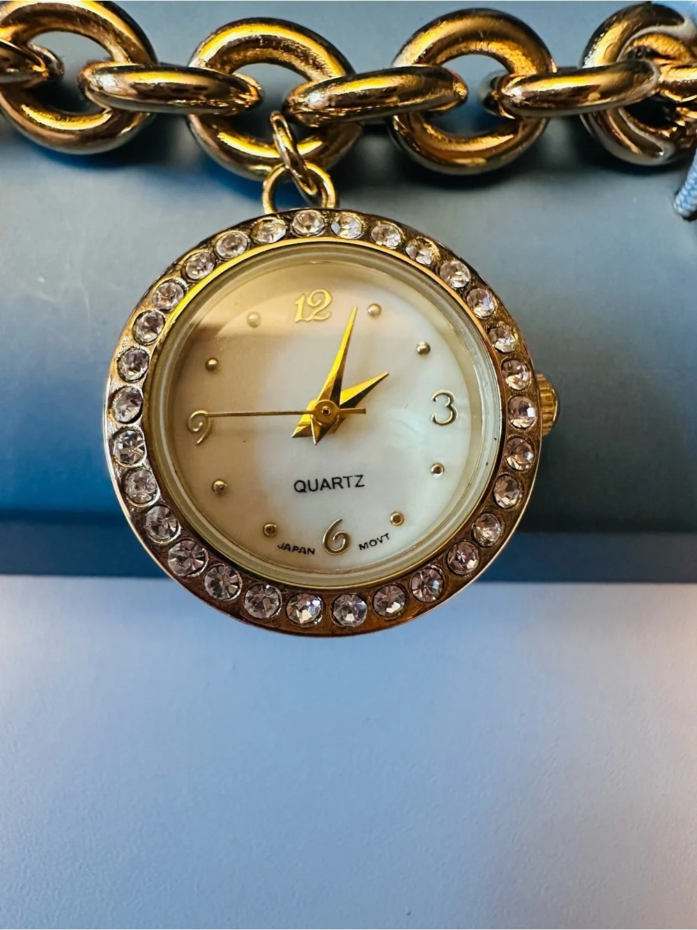 Vintage 2005 Y2K Charming Heart AVON Bracelet Watch NEW in BOX